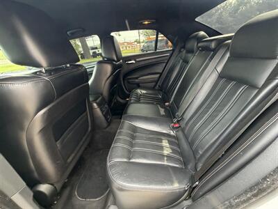 2015 Chrysler 300 S   - Photo 12 - Elkhart, IN 46514