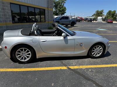 2003 BMW Z4 2.5i   - Photo 8 - Elkhart, IN 46514