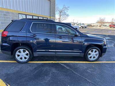 2017 GMC Terrain SLE-2   - Photo 5 - Elkhart, IN 46514