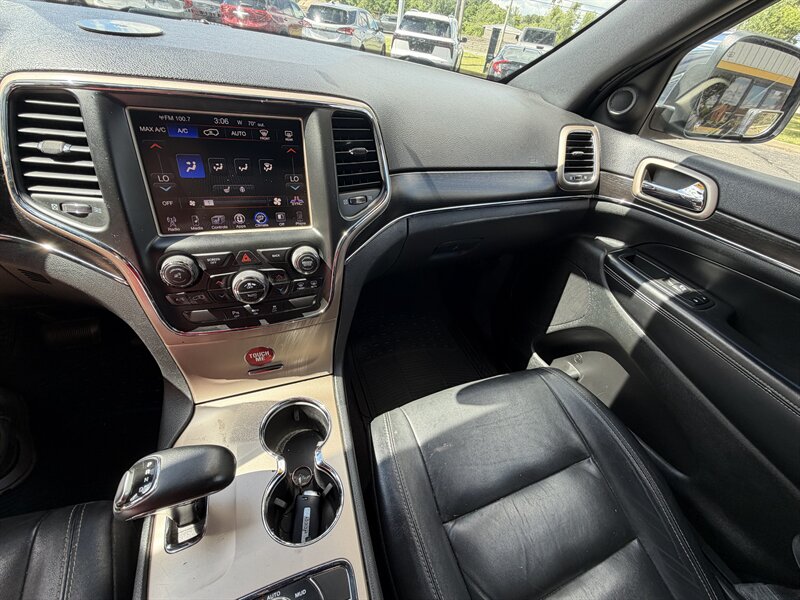 2014 Jeep Grand Cherokee Limited - Photo 15 - Elkhart, IN 46514