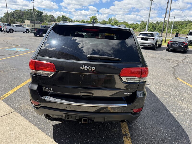 2014 Jeep Grand Cherokee Limited - Photo 6 - Elkhart, IN 46514
