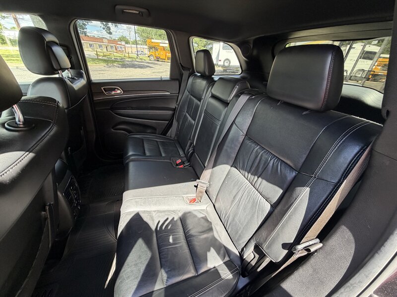 2014 Jeep Grand Cherokee Limited - Photo 13 - Elkhart, IN 46514