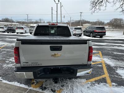 2011 Chevrolet Silverado 1500 LT   - Photo 4 - Elkhart, IN 46514