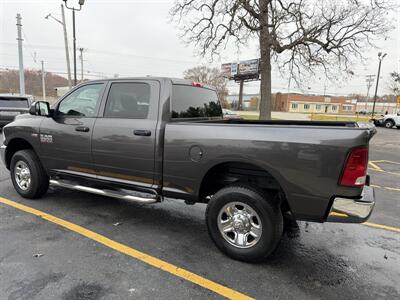 2016 RAM 2500 Tradesman - Photo 4 - Elkhart, IN 46514