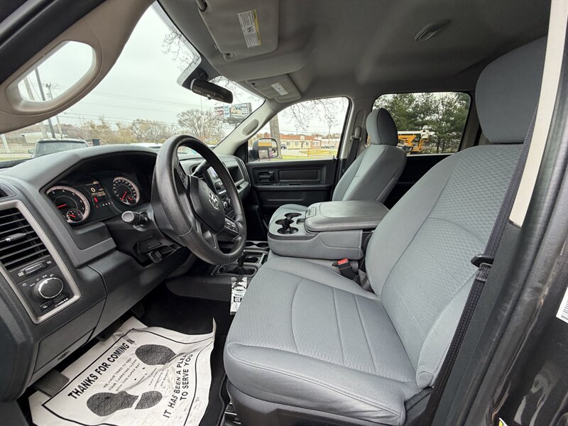 2016 RAM 2500 Tradesman - Photo 31 - Elkhart, IN 46514