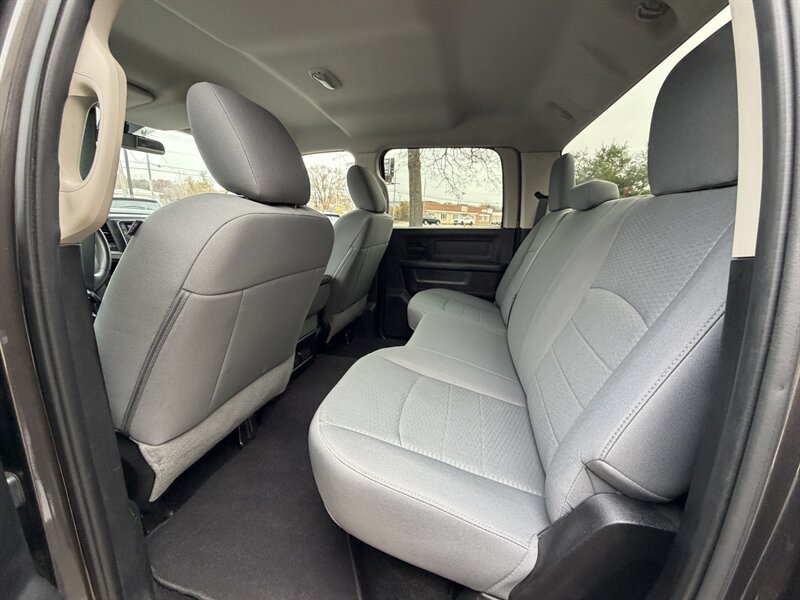 2016 RAM 2500 Tradesman - Photo 30 - Elkhart, IN 46514