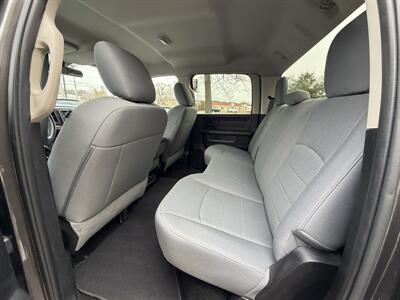 2016 RAM 2500 Tradesman - Photo 18 - Elkhart, IN 46514