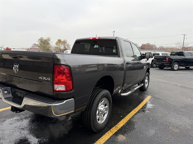 2016 RAM 2500 Tradesman - Photo 15 - Elkhart, IN 46514