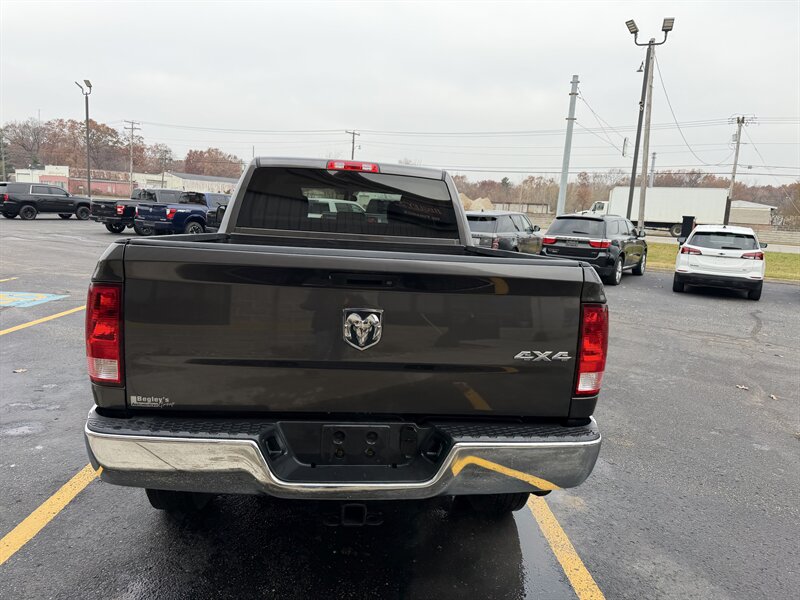 2016 RAM 2500 Tradesman - Photo 6 - Elkhart, IN 46514