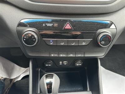 2017 Hyundai TUCSON SE   - Photo 17 - Elkhart, IN 46514