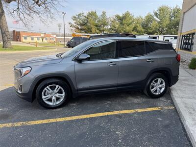2020 GMC Terrain SLE   - Photo 2 - Elkhart, IN 46514