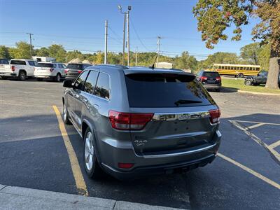 2012 Jeep Grand Cherokee Overland   - Photo 4 - Elkhart, IN 46514