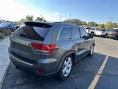2012 Jeep Grand Cherokee Overland   - Photo 7 - Elkhart, IN 46514