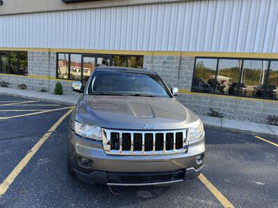 2012 Jeep Grand Cherokee Overland   - Photo 10 - Elkhart, IN 46514