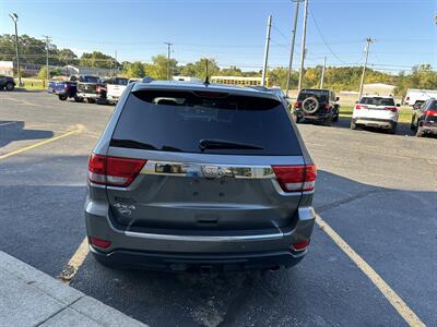 2012 Jeep Grand Cherokee Overland   - Photo 6 - Elkhart, IN 46514