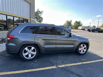2012 Jeep Grand Cherokee Overland   - Photo 8 - Elkhart, IN 46514