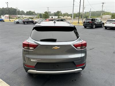 2021 Chevrolet Trailblazer LT   - Photo 4 - Elkhart, IN 46514