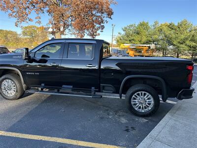 2022 Chevrolet Silverado 2500 High Country   - Photo 3 - Elkhart, IN 46514