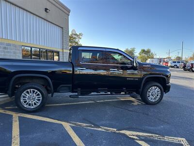 2022 Chevrolet Silverado 2500 High Country   - Photo 9 - Elkhart, IN 46514