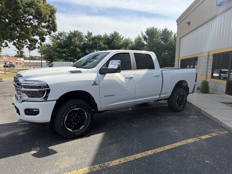 2026 RAM 2500 Laramie   - Photo 1 - Elkhart, IN 46514