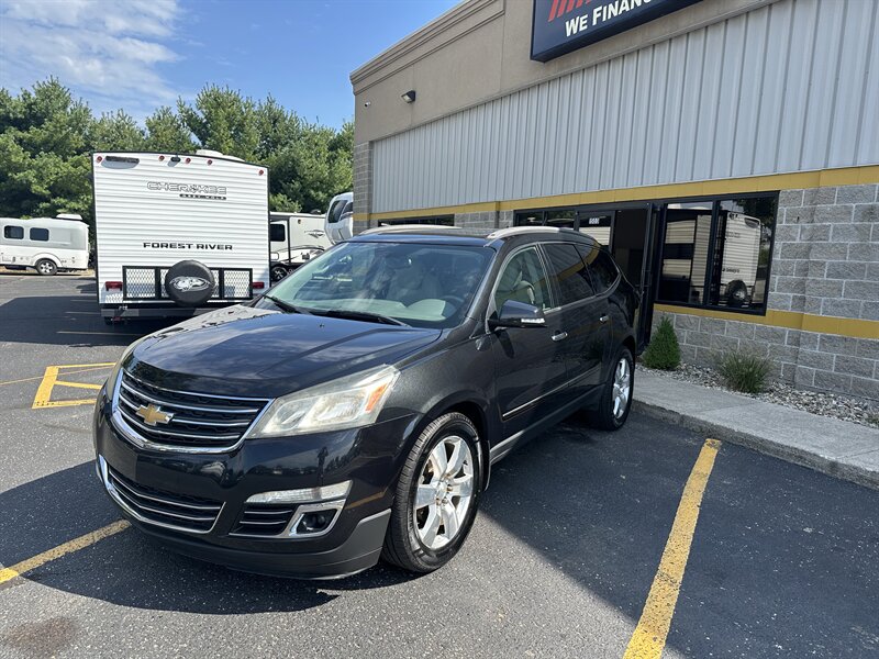 2013 Chevrolet Traverse LTZ - Photo 1 - Elkhart, IN 46514