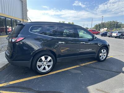 2013 Chevrolet Traverse LTZ   - Photo 8 - Elkhart, IN 46514