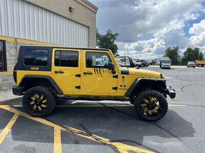 2008 Jeep Wrangler Unlimited X   - Photo 8 - Elkhart, IN 46514