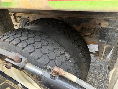 2006 Sterling L8500 Series   - Photo 24 - Elkhart, IN 46514
