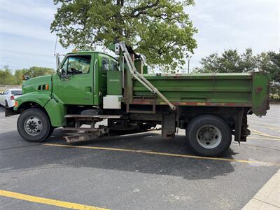 2006 Sterling L8500 Series   - Photo 3 - Elkhart, IN 46514
