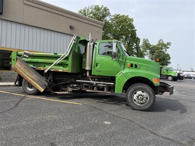 2006 Sterling L8500 Series   - Photo 9 - Elkhart, IN 46514