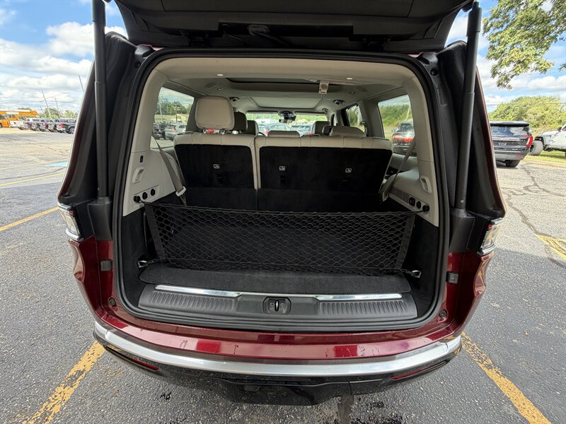 2022 Jeep Grand Wagoneer Series I - Photo 19 - Elkhart, IN 46514