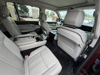 2022 Jeep Grand Wagoneer Series I - Photo 17 - Elkhart, IN 46514