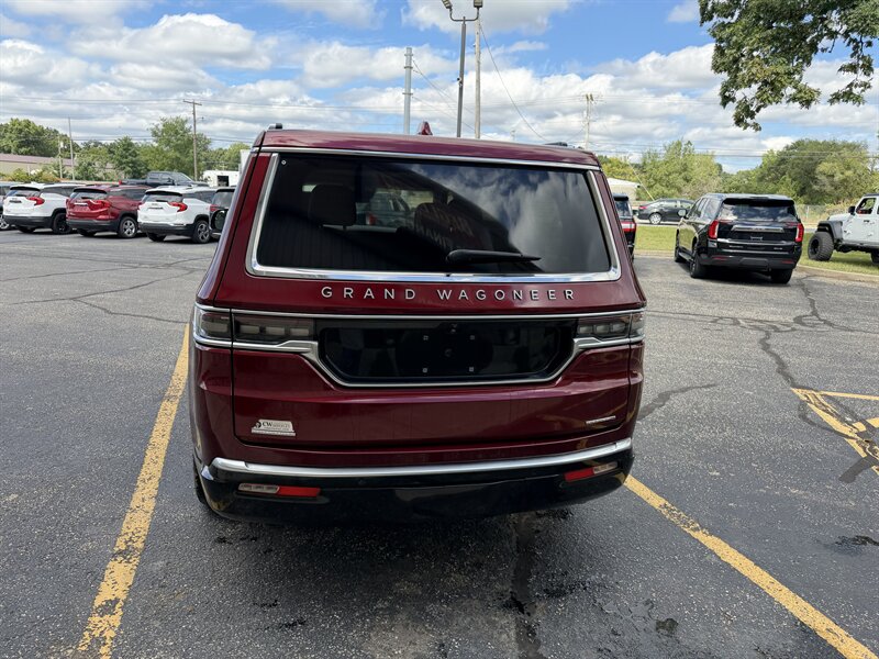 2022 Jeep Grand Wagoneer Series I - Photo 6 - Elkhart, IN 46514