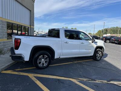 2025 GMC Sierra 1500 SLT   - Photo 8 - Elkhart, IN 46514