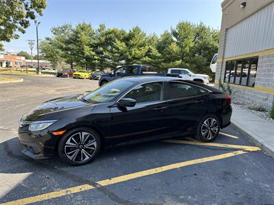 2018 Honda Civic EX-T   - Photo 2 - Elkhart, IN 46514