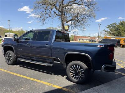 2020 Chevrolet Silverado 2500HD LTZ   - Photo 3 - Elkhart, IN 46514