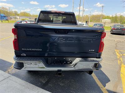 2020 Chevrolet Silverado 2500HD LTZ   - Photo 5 - Elkhart, IN 46514