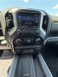 2020 Chevrolet Silverado 2500HD LTZ   - Photo 16 - Elkhart, IN 46514