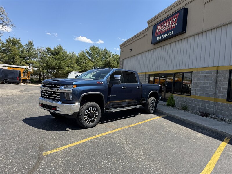 2020 Chevrolet Silverado 2500HD LTZ   - Photo 1 - Elkhart, IN 46514