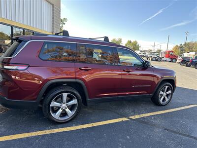 2021 Jeep Grand Cherokee L Limited   - Photo 8 - Elkhart, IN 46514