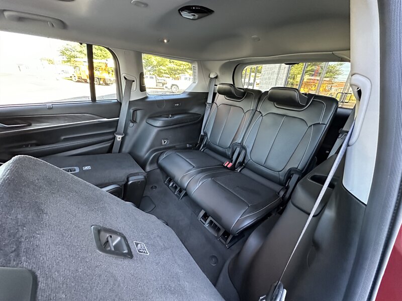 2021 Jeep Grand Cherokee L Limited   - Photo 17 - Elkhart, IN 46514