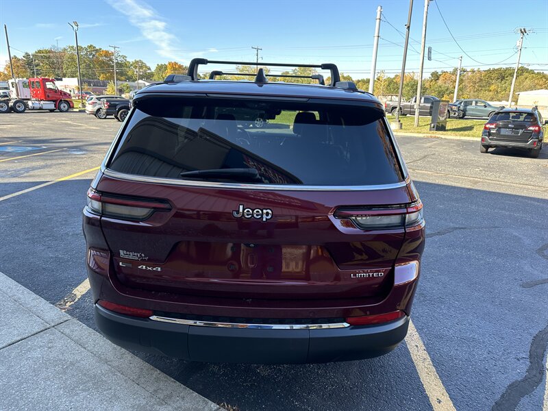 2021 Jeep Grand Cherokee L Limited   - Photo 6 - Elkhart, IN 46514