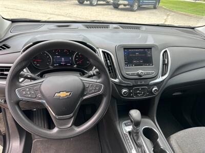 2022 Chevrolet Equinox LT   - Photo 4 - Elkhart, IN 46514