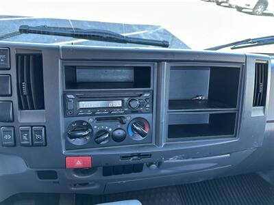 2020 Isuzu NRR Rollback   - Photo 17 - Elkhart, IN 46514