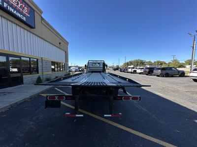2020 Isuzu NRR Rollback   - Photo 7 - Elkhart, IN 46514