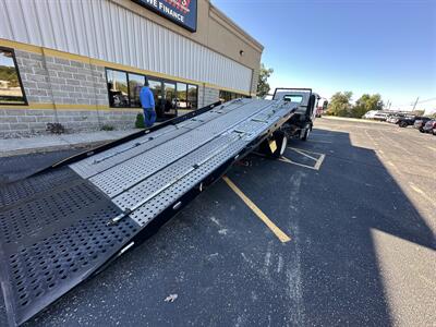 2020 Isuzu NRR Rollback   - Photo 11 - Elkhart, IN 46514