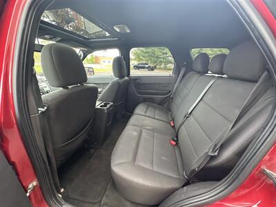 2011 Ford Escape XLT   - Photo 15 - Elkhart, IN 46514