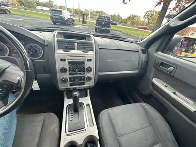 2011 Ford Escape XLT   - Photo 18 - Elkhart, IN 46514
