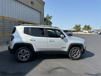 2015 Jeep Renegade Limited   - Photo 5 - Elkhart, IN 46514