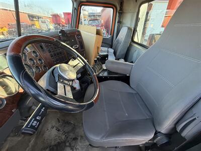 2009 Mack GU800 Granite   - Photo 13 - Elkhart, IN 46514